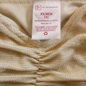 No Boundaries xs sparkle tank